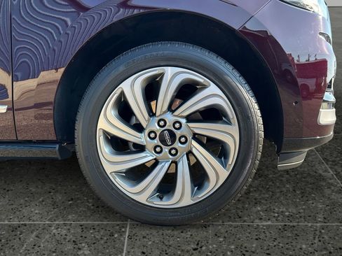 Used 2023 Lincoln Navigator Reserve image 9