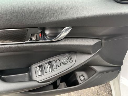 Used 2022 Honda Accord Sport image 17