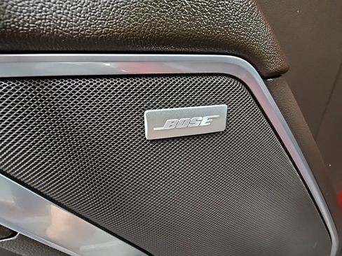 Used 2024 GMC Sierra 1500 SLT w/ SLT Premium Plus Package image 31