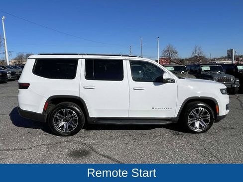 Used 2022 Jeep Wagoneer Series III image 9