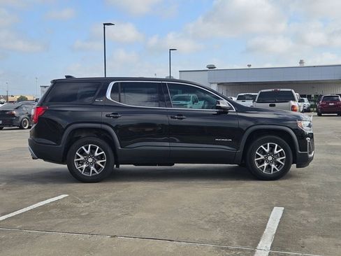 Used 2021 GMC Acadia SLE image 4