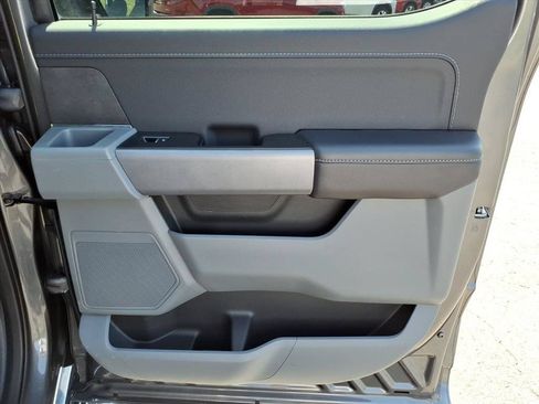 Used 2025 Ford F150 XLT w/ Equipment Group 301A Standard AWD/4WD image 17