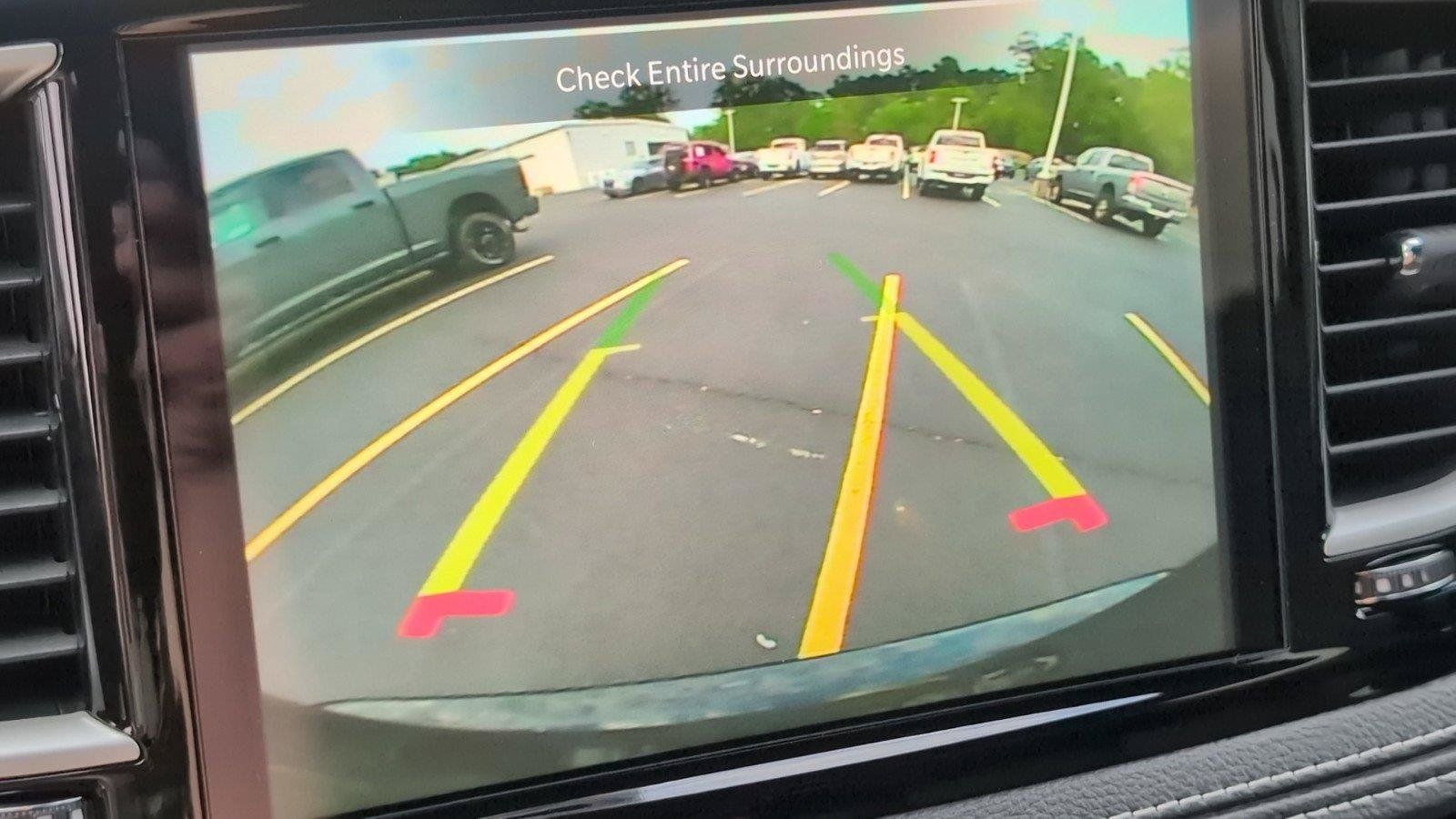 New 2027 Chrysler Pacifica Select FWD image 23