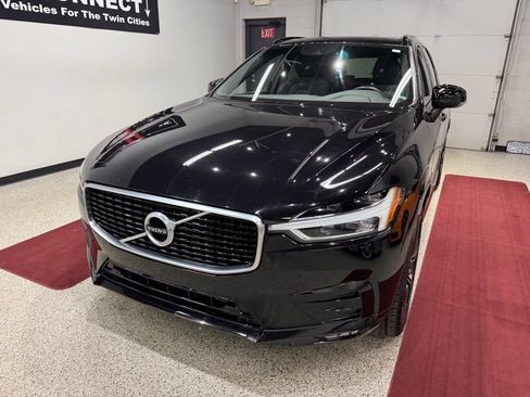 Used 2020 Volvo XC60 T5 R-Design w/ Protection Package Premier FWD image 5