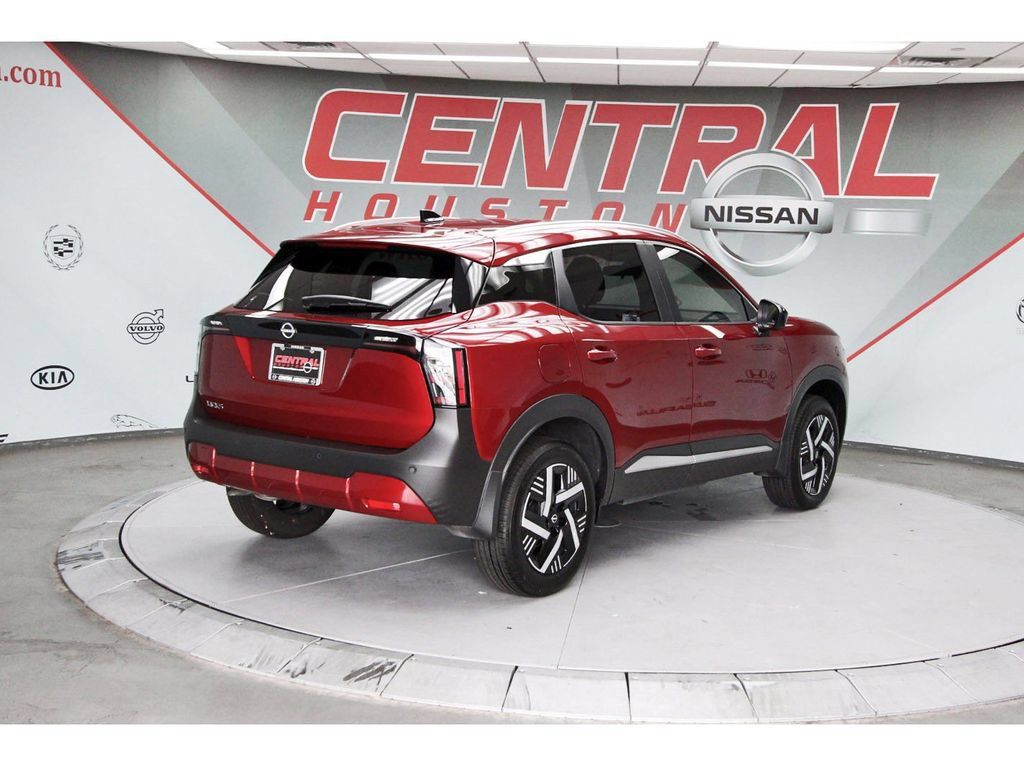 Used 2026 Nissan Kicks SV FWD image 4