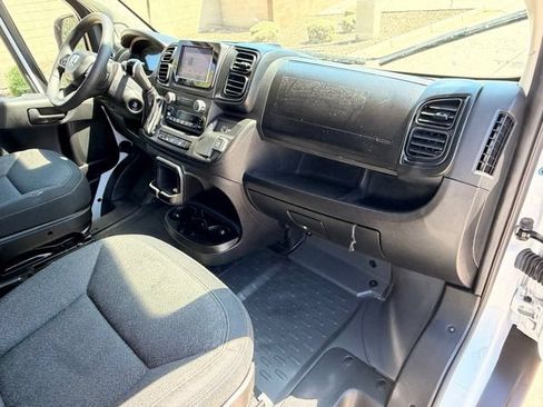 Used 2025 RAM ProMaster 2500 w/ U-Haul Equipment Group FWD image 13