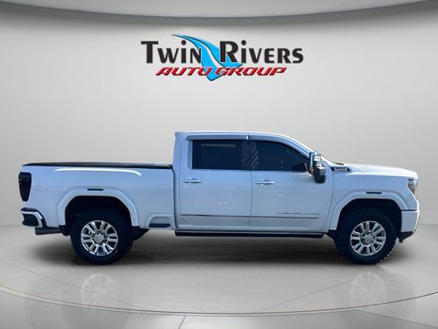 Used 2022 GMC Sierra 2500 Denali w/ Denali Ultimate Package AWD/4WD image 5