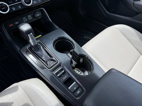 Used 2024 Honda Civic Touring image 22