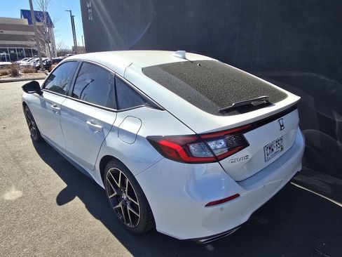 Used 2022 Honda Civic Sport Touring image 11