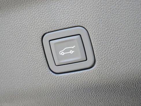 New 2026 GMC Yukon XL Elevation AWD/4WD image 31