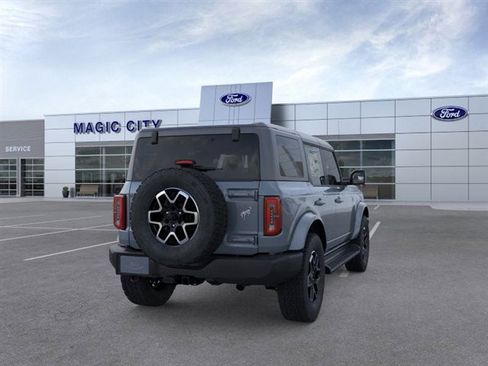 New 2025 Ford Bronco Outer Banks image 8