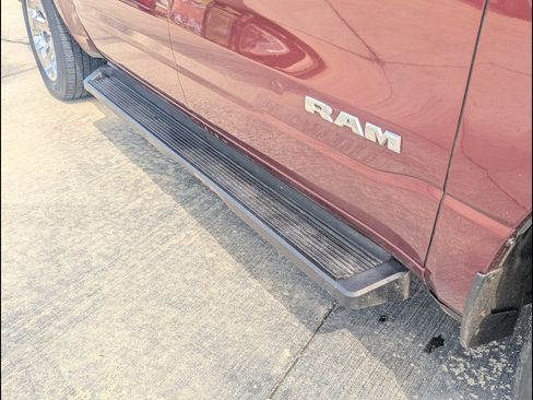 Used 2019 RAM 1500 Big Horn AWD/4WD image 10