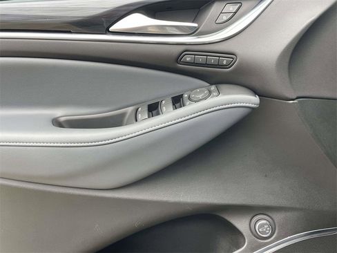 Used 2022 Buick Enclave Premium w/ Surround and Sites Package image 16