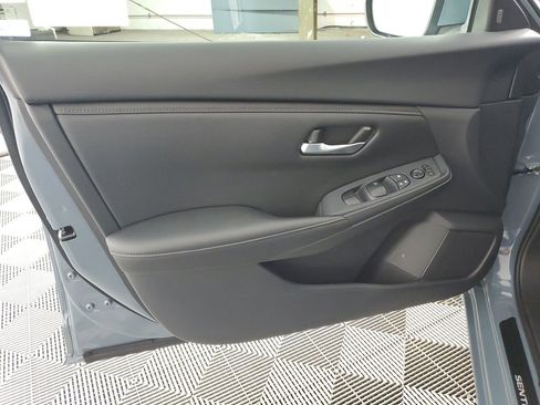 Used 2024 Nissan Sentra SV w/ All-Weather Package image 28