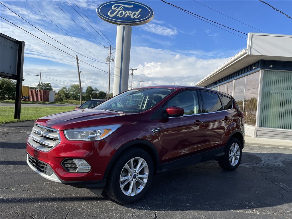 Used 2019 Ford Escape SE AWD/4WD image 3
