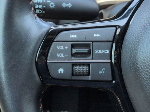 Used 2025 Honda HR-V Sport image 26