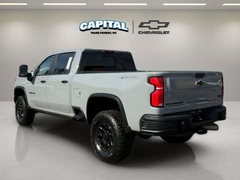 Used 2024 Chevrolet Silverado 2500 ZR2 w/ ZR2 Bison Edition image 3