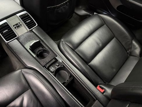 Used 2012 Porsche Panamera Turbo image 26