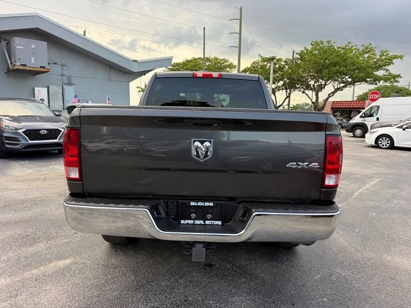 Used 2020 RAM 1500 Tradesman w/ Chrome Appearance Group AWD/4WD image 6