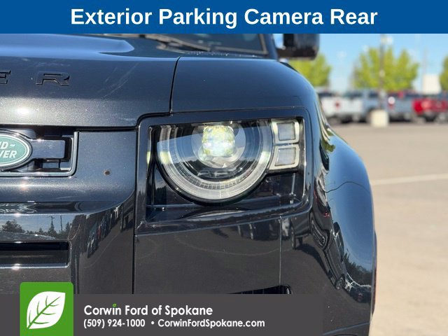 Used 2025 Land Rover Defender 110 X-Dynamic SE AWD/4WD image 8