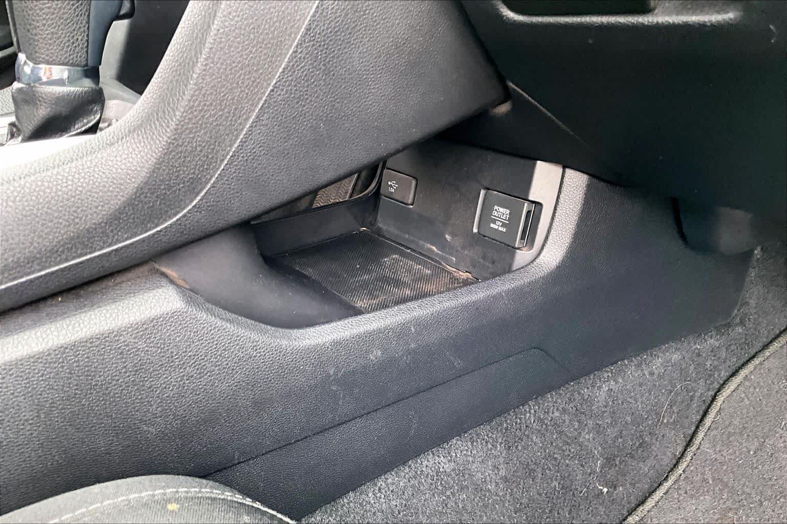 Used 2019 Honda Civic LX image 9