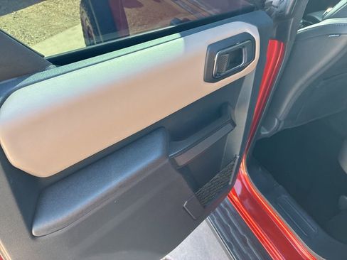 Used 2024 Ford Bronco Wildtrak AWD/4WD image 15