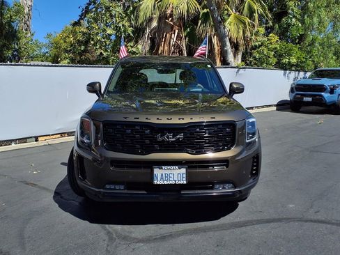 Used 2022 Kia Telluride SX w/ SX Prestige Package AWD/4WD image 2