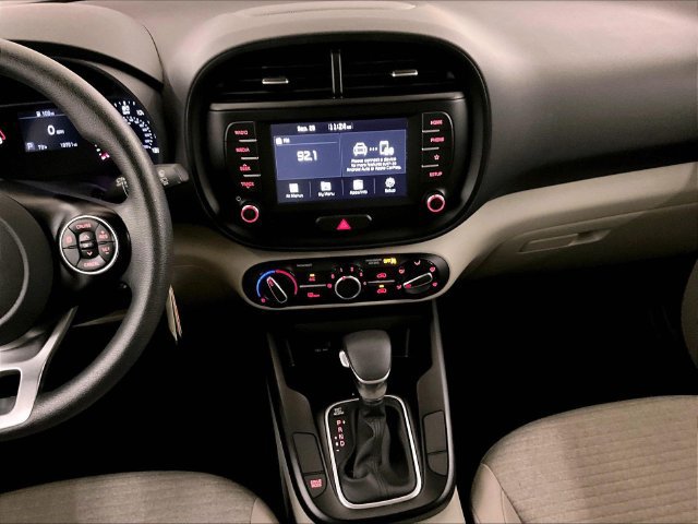 Used 2020 Kia Soul S FWD image 6