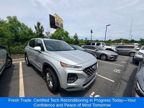 Used 2019 Hyundai Santa Fe SE w/ Cargo Package FWD image 6