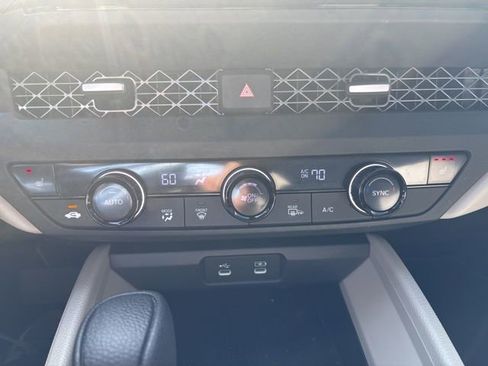 Used 2023 Honda Accord EX image 17