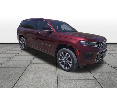 Used 2023 Jeep Grand Cherokee L Overland w/ Luxury Tech Group IV AWD/4WD image 3