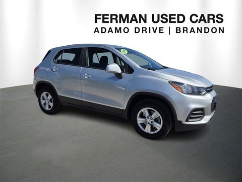 Used 2018 Chevrolet Trax LS image 1