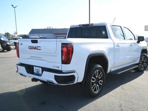 Used 2024 GMC Sierra 1500 AT4 w/ Technology Package image 15
