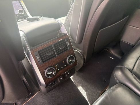 Used 2018 Land Rover Range Rover Sport HSE AWD/4WD image 11