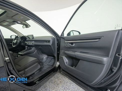 Used 2023 Honda CR-V EX image 37