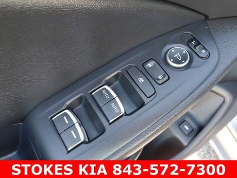 Used 2022 Honda Accord Sport image 19