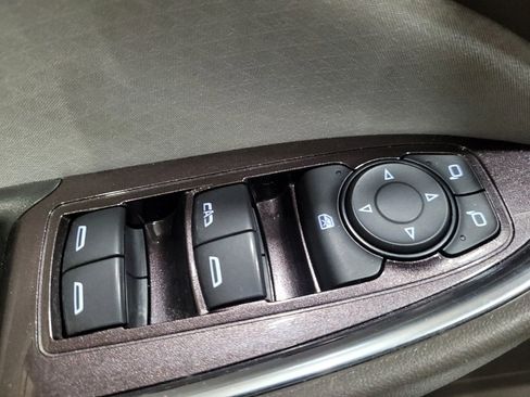 Used 2020 Chevrolet Malibu LT FWD image 27