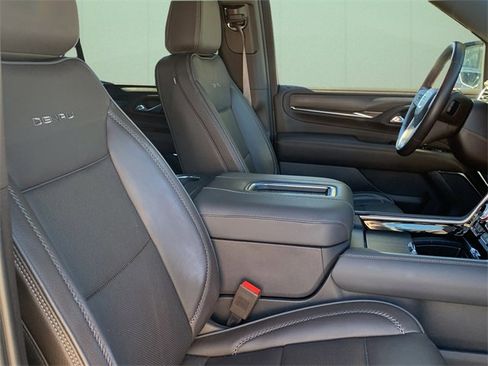 Used 2023 GMC Yukon Denali image 41