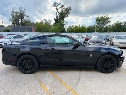 Used 2013 Ford Mustang Premium RWD image 6