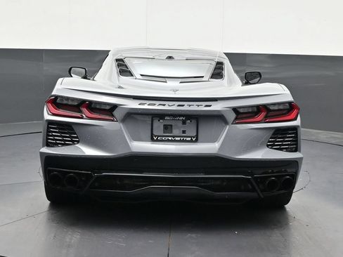 Used 2025 Chevrolet Corvette Stingray Coupe w/ 1LT RWD image 4