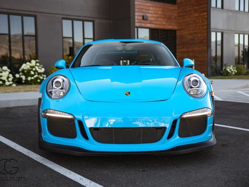 Used 2016 Porsche 911 GT3 RS RWD image 24