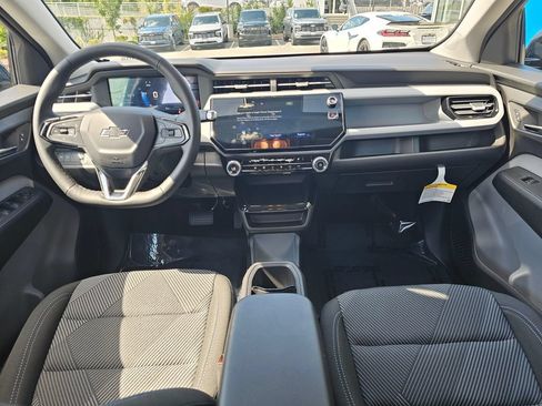 New 2027 Chevrolet Bolt LT w/ Comfort Package FWD image 22