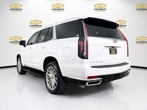 Used 2021 Cadillac Escalade Premium Luxury RWD image 6