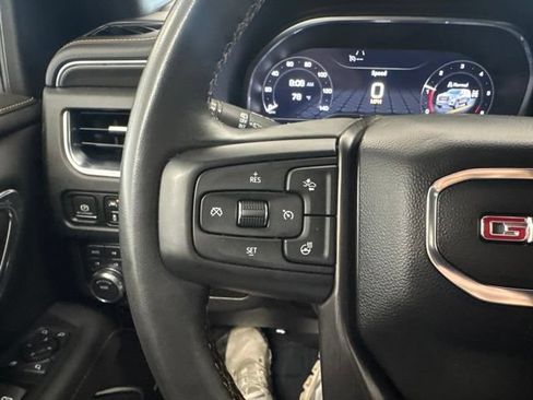 Used 2023 GMC Yukon AT4 AWD/4WD image 41