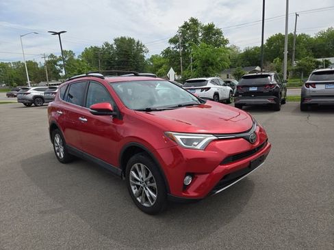 Used 2016 Toyota RAV4 Limited w/ Advanced Technology Package AWD/4WD image 4