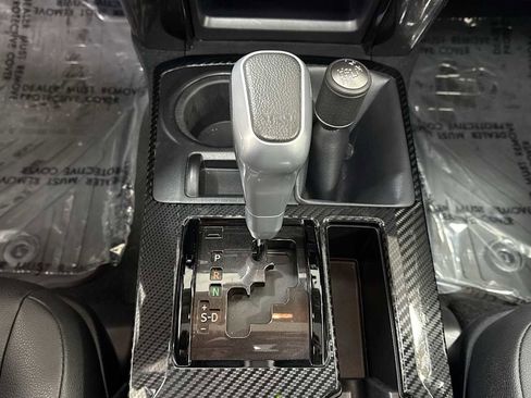 Certified 2022 Toyota 4Runner TRD Off-Road Premium image 22