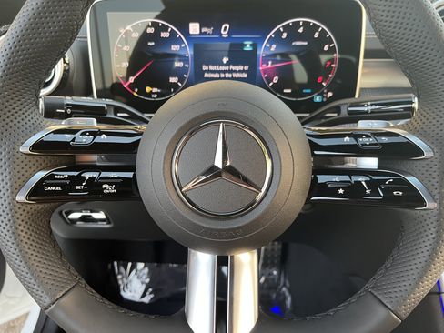 New 2026 Mercedes-Benz CLE 300 4MATIC Coupe image 25