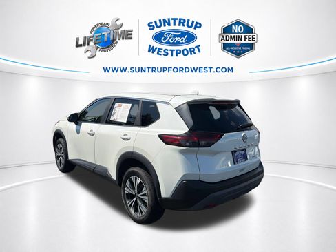 Used 2023 Nissan Rogue SV AWD/4WD image 6