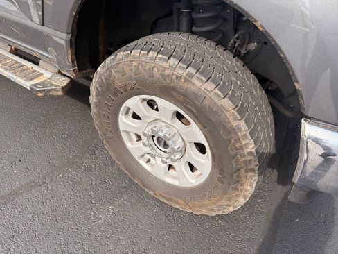 Used 2024 Ford F250 XLT w/ FX4 Off-Road Package AWD/4WD image 2