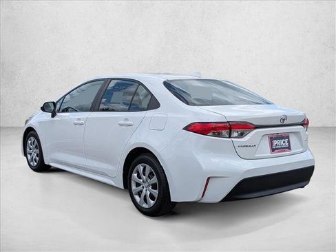 Used 2024 Toyota Corolla LE FWD image 8